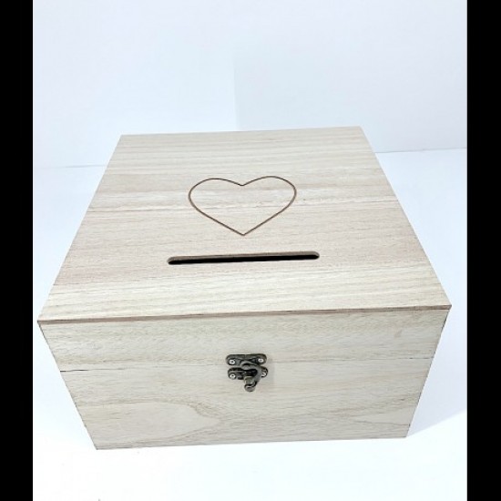 Κουτί ευχών ξύλινο με καρδιά σε φυσικό χρώμα